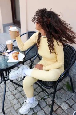 Bluzka Kisha Long Sleeve Banana