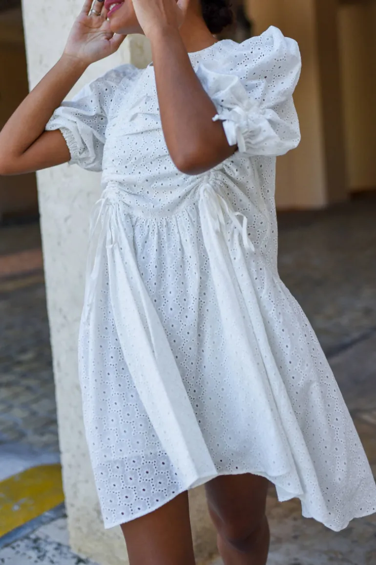 Sukienka Amara White