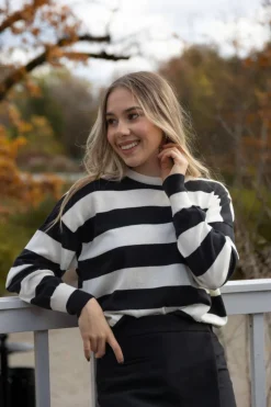 Sweter Lizzie Long Black - Natural